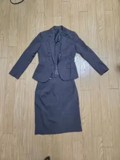 グレー ストライプ スカートスーツ サイズ ジャケット40 スカート42
