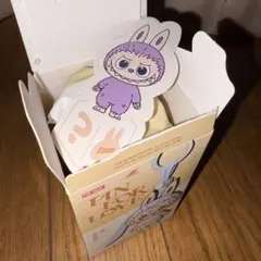 ラブブ　PIN FOR LOVE イニシャル「？」