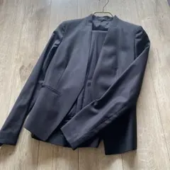 【美品】theoryスーツ　ネイビー(黒に近い濃紺)