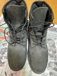 Timberrand黒スエードミッドカットワークブーツ