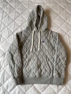 チャンピオンキルティングパーカー