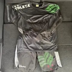 ATHLETA 長袖シャツとショートパンツセット Mサイズ