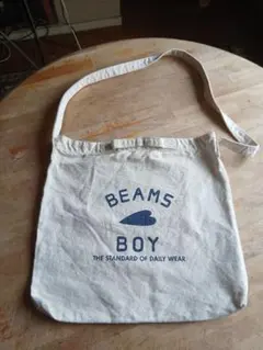 ビームスボーイの、大ぶり軽量軽量大収納なベージュ綿布バッグ、男女兼用