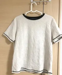 【shein】 ボタニカル半袖Tシャツ 白　Mのサムネイル