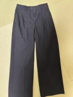 タックワイドパンツ　gu Lサイズ