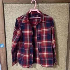 チェック柄長袖シャツ 赤・紺