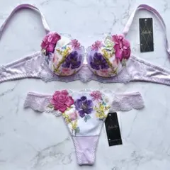 2025年最新】サルート93の人気アイテム - メルカリ