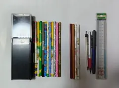 珍しい絵柄の鉛筆セット 他 シャープペン＆サインペン等