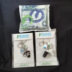 FAMIMA ファミマ キーホルダー 2種・ハンドタオルセットのサムネイル