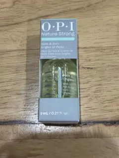 OPI Nature Strong ネイル＆キューティクルオイル