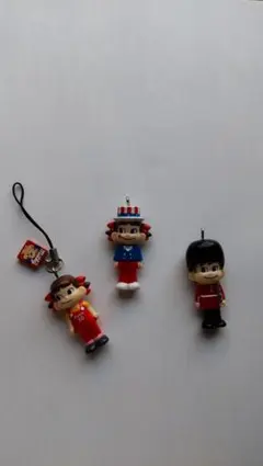 ペコちゃんポコちゃんストラップ