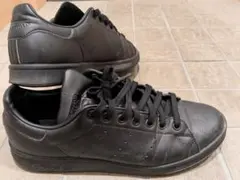 adidas スタンスミス ブラック