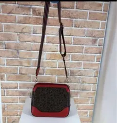 ショルダーバッグ　赤　(2種類)ストラップ付属