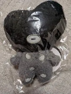 BT21公式︎モノトーンぬいぐるみマスコットshookyBTSSUGA BTS BT21 Monotone Plush Doll LINE FRIENDS BLACK Official Mascot