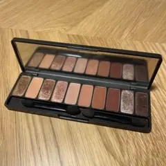 ETUDE HOUSE PLAY COLOR EYES アイシャドウパレットのサムネイル
