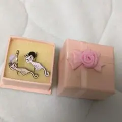 猫ピアス