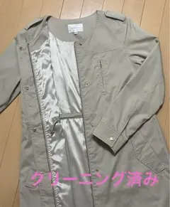 ベージュ トレンチコートのサムネイル