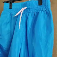 シャカシャカパンツ