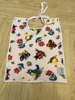 にゃーたさま専用　新品未使用　フェイラー花と昆虫刺繍のベビースタイ