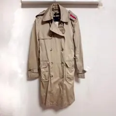 新品タグ付き！DIESEL ベージュ トレンチコートのサムネイル