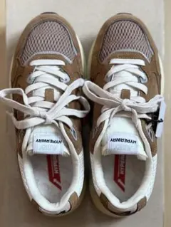 ◆【AUTRY】 HYPERWAY LOW◆スニーカー 38のサムネイル