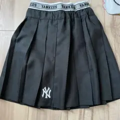 Yankees プリーツスカート 黒