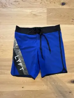 ⭐︎【新品未使用　タグ付き】 【廃盤非売品】⭐︎ LYFT リフトサーフパンツ　L ⭐︎【新品未使用】 【廃盤品】⭐︎ LYFT リフト サーフパンツ L
