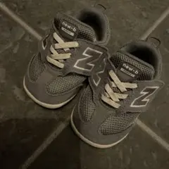 new balance new-b グレー ベビーシューズ