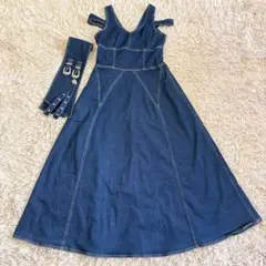 Item thumbnail for item ee418e46-de6e-4c4a-8b3e-4f8bec17cff4