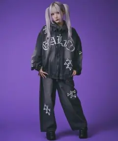 アバンチウム Full of illustration sweat pants - メルカリ