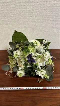 웨딩 부케 그린 화이트 부토니에르 (헤어 액세서리 포함)