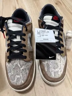 Nike Dunk Low スニーカー ブラウン