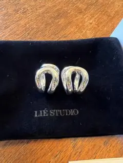 Achang 様専用　未使用LIE STUDIO シルバーピアス 大草直子さん