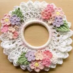 幸せな髪飾り☆ハンドメイド優しく淡い繊細で華麗なレース編みシュシュお花畑