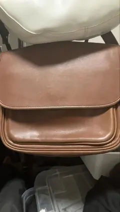 レザー ショルダーバッグ ブラウン