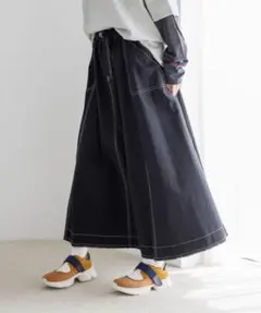 ニコアンド ベルトアソートフレアスカート ブラック