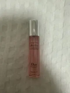 miss dior blooming bouquet香水のサムネイル