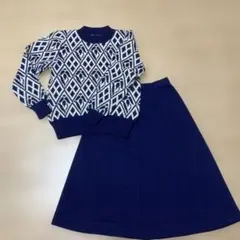 ハンドメイド　機械編み　ネイビー・ホワイト 幾何学模様　セットアップ　毛