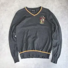 Harry Potter グリフィンドール 紋章ワッペン Vネックニット S