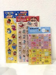 セリア　クレヨンしんちゃん タイルシール　シールがいっぱい　ぷっくりステッカー
