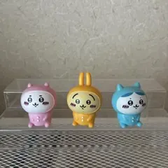 ちいかわ　ハチワレ　うさぎ　フィギュア　3点　パジャマ　セリア