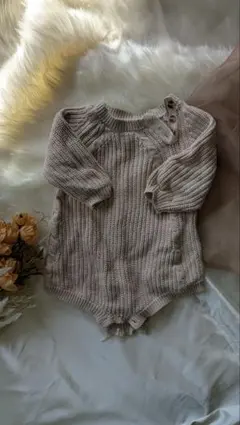 ベージュ ニット トップス 長袖 ボタン付き