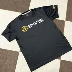 SKINS スキンズ ブラック Tシャツ ショートスリーブ Mサイズ