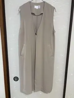 【美品】LAKOLE ラコレ　ノーカラーロングジレ　ライトグレージュ