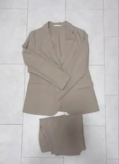 UNIQLO ベージュ パンツセットアップ L