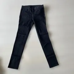 GU スキニージーンズ