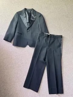 オールブラック　フォーマルスーツ