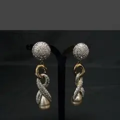 ヴァレンティノ パール ラインストーン イヤリングのサムネイル