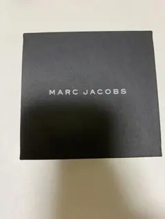 MARC JACOBS