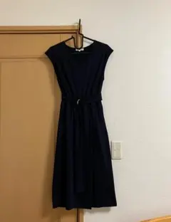 【限定値下げ】ナチュラルビューティーベーシック ベルト付き ワンピース ネイビー